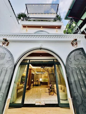 Chủ đi Mỹ định cư cần bán nhà đường Huỳnh Tấn Phát, Phú Thuận, Quận 7, 69m2, 4tỷ550tr