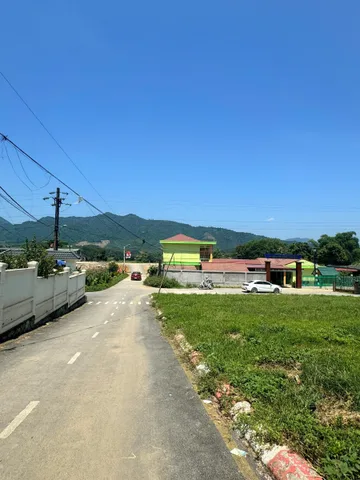 Tly đất 2-3 mặt tiền view sông Đà ,sát biệt thự và trường mầm non