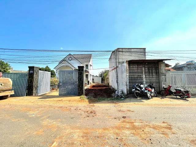 Bán đất 150m² có sẵn 60m² thổ cư ngang 5m giá 2.2 tỷ tại Phường Buôn Ma Thuột