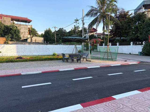 Bán đất 100m² full thổ cư ngang 7.61m giá 5.4 tỷ tại Chợ Hòa Lạc đối diện cổng trường Quốc Gia