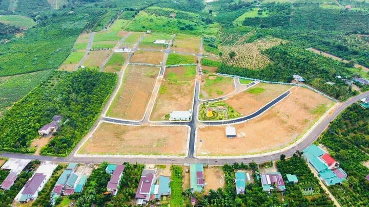 Bán 150m2 đất TP. Bảo Lộc, thổ cư, sổ sẵn, đường nhựa, dân cư đông
