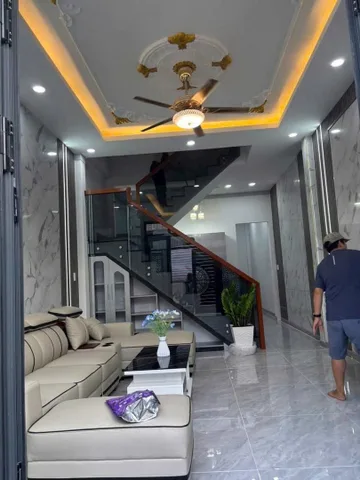 Bán Nhà 1L1T(Hoàn Công) Đường Ô Tô Cách Trục Chính 50m. Vị Trí Đẹp