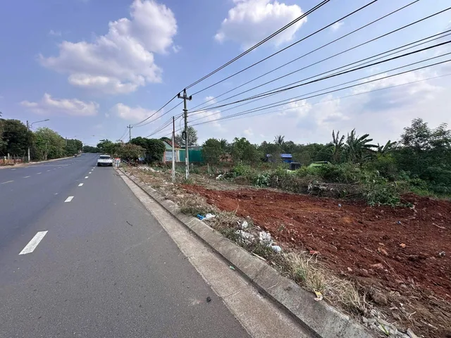 ĐẤT MẶT TIỀN NGUYỄN THỊ ĐỊNH, 675, 27m CHỈ 2,7TỶ, SỔ SẴN
