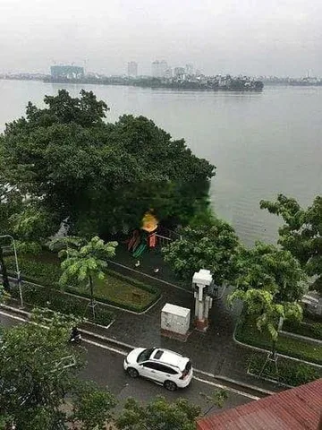Cho Thuê Nhà Ngõ 141 Trích Sài - Tây Hồ 40M² 6 Tầng 4 Ngủ - Full Nội Thất -View Hồ - Ở, Kinh Doanh Homestay - Giá Thuê 28tr