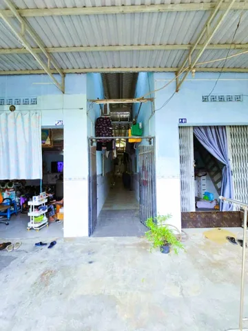 CHỦ NGỘP GIẢM SỐC 1.5 TỶ, BÁN GẤP NHÀ MẶT TIỀN 180M2 NGANG 8M, SẴN DÒNG TIỀN, CÒN 7.9 TỶ