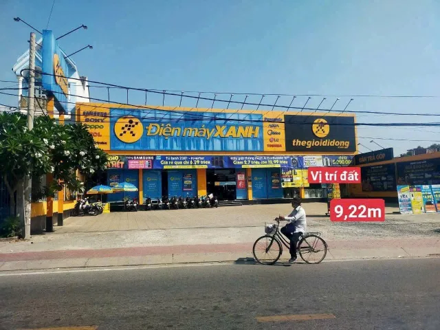 Bán đất 771m² có sẵn 546,5m² thổ cư ngang 9,22m giá 28tỷ tại Xã Hưng Long