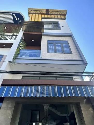 Kẹt tiền bán nhà tại 3/2, Q10, HCM 4,5 tỷ, 55m2, 4PN, 4WC