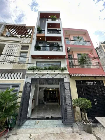 Bán nhà trung tâm Q10. Xây 1 trệt, 1 lửng, 3 lầu, sân thượng, có sân trước nhà. 64m², hẻm xe hơi 5m