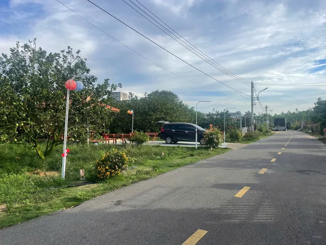 ĐẤT MẶT TIỀN 10M ĐƯỜNG NHỰA. CÁCH QL13 CHỈ 1,5KM QUA ĐT750. DÂN CƯ ĐÔNG ĐỦ TIỆN ÍCH. TRƯỜNG VĂN THỐ - TP.HCM