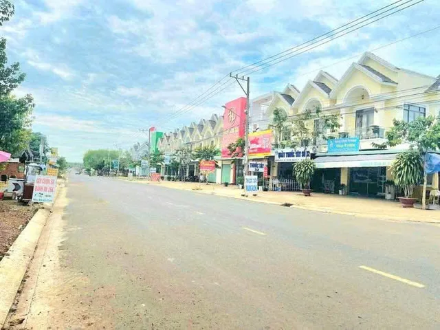 CHỈ 789TR CÓ NGAY MẢNH ĐẤT VỊ TRÍ CỰC ĐẸP TẠI TRUNG TÂM TP ĐỒNG XOÀI, LH:0937336005
