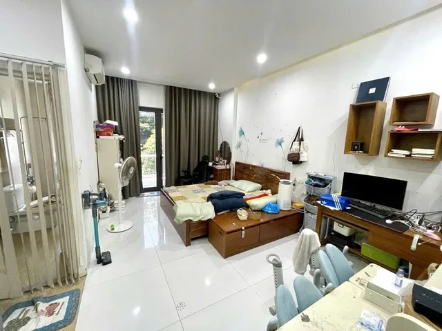 Nhà MT Tùng Thiện Vương 📌📌📌LÀM VIỆC TRỰC TIẾP