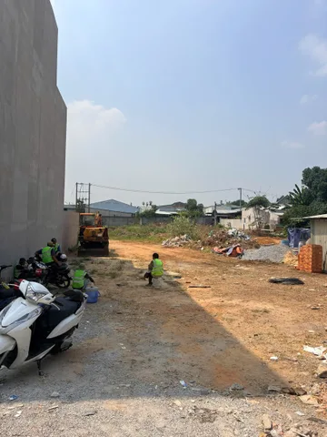 CẦN BÁN NHANH ĐẤT NỀN, HẺM XE HƠI, SHR TẠI THỦ DẦU MỘT, BÌNH DƯƠNG.