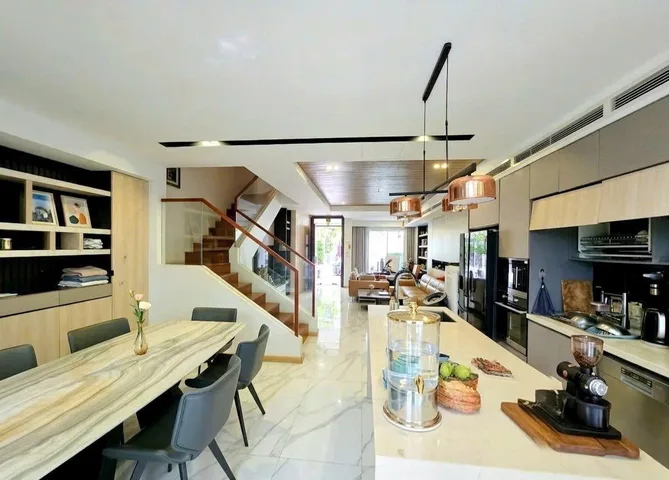 Hiếm nhà LK đẹp 3 tầng Nadyne Garden Park city, 120m2, mặt tiền 6m, sang trọng, ở sướng, giá 41.5 tỷ