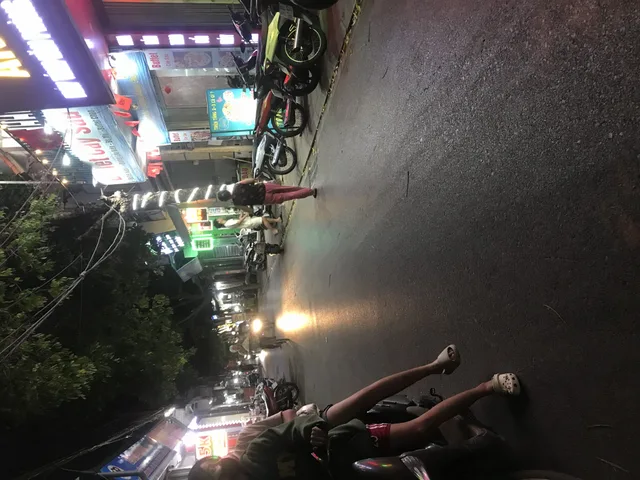 nhà mặt tiền kinh doanh