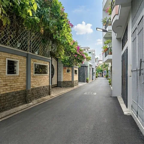 TRƯỜNG CHINH - HẺM NHỰA XE TẢI TRÁNH NHAU - KHU DÂN CƯ VIP - 47M2, 3 TẦNG - 6.9 TỶ