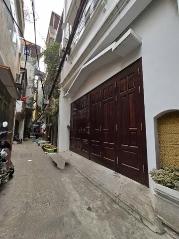 Bán nhà 60m² full thổ cư ngang 5.2m giá 24.5 tỷ tại Phường Đống Đa