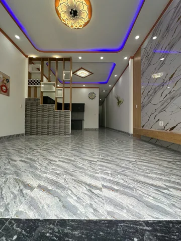 CĂN NHÀ CẤP 4 SÁT ỦY BAN CHÁNH PHÚ HÒA – 165 M2 SHR 1TY 7XX. LH:0868673151.