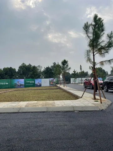 Bán đất 100m² full thổ cư ngang 8m giá 2.8 tỷ tại Đường Quốc lộ 21A Xã Đoài Phương