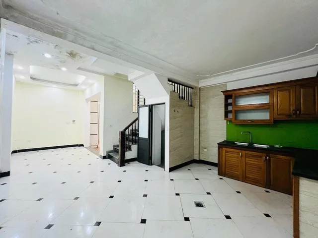 8.9 TỶ NHÀ 5 TẦNG 55M2 BẰNG LIỆT - CHỈ 160TR/M2 - 30M RA Ô TÔ TRÁNH - SÂN RIÊNG ĐỂ XE