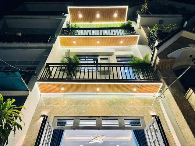 Siêu hiếm nhà đẹp 72m2 giá 2 tỷ 550 triệu đường Nguyễn Thượng Hiền, phường 5, quận Bình Thạnh.