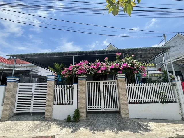 Bán nhà 304m² full thổ cư ngang 10m giá 4.8 tỷ tại Phường Ninh Hòa