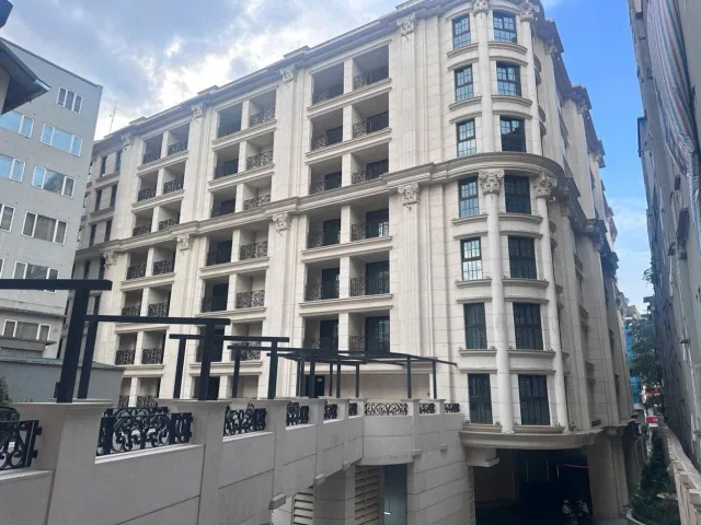 Kiệt tác Branded Residences The Grand Hanoi Hai Bà Trưng 🌟 Bộ sưu tập giới hạn toàn cầu Ritz-Carlton – 135m2 sẵn sổ đỏ tầm giá 9x tỷ