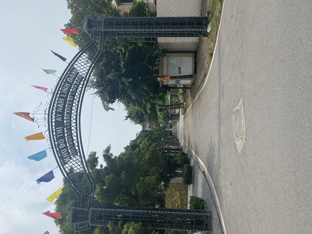 70 TỶ BIỆT THỰ 5 TẦNG THANG MÁY TÂY NAM LINH ĐÀM - MT 10.5M VIEW CÔNG VIÊN - DUY NHẤT KHU XÂY 5 TẦNG