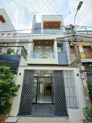 ✅ Nhà Mới Đẹp 3 Tầng, 4PN, Hẻm Xe Hơi 6m, Gần Chợ Long Trường – 4.75 TỶ