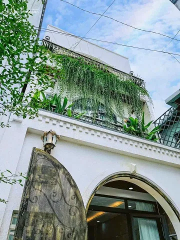 Chính chủ kẹt tiền bán gấp! Nhà hẻm 6m Sư Vạn Hạnh, P12, Quận 10, 73m2, 3 tỷ550tr, gần Vạn Hạnh Mall