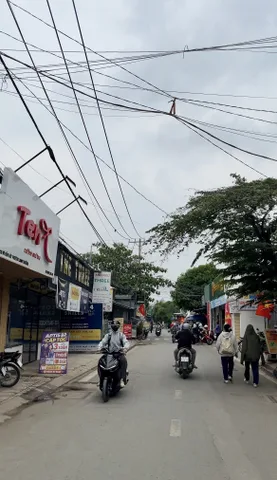 🏡 Mặt TIỀN VÕ VĂN HÁT, NGAY TRƯỜNG ĐH TÀI CHÍNH MAKETING, CÔNG NHẬN 128m2, 3 LẦU, CHỈ 10,3 tỷ TL.
+ DT. Ngang 7m dài 19m.
+ Gia đình bán nhanh đi định cư nước ngoài. Với giá hợp lý cho ae.
+ Mặt tiền KD sầm uất, đông sinh viên. Ngay trường ĐHTC Maketin