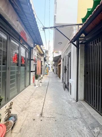 Chů cần  bán  gấp nhà vào ơ ngay,xây  kien  cô dân cư an ninh
