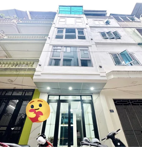 Bán Nhà Phố Láng, 45m, Gara 2 Ô TÔ, 2 Thoáng, Mua Ở, Làm Văn Phòng. Giá 13,5 Tỷ