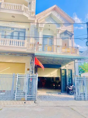 Bán nhà phường hoá an. Khu dân cư vip Kính Nhà.Đường Thông 8m Vỉa Hè Mỗi Bên 3m