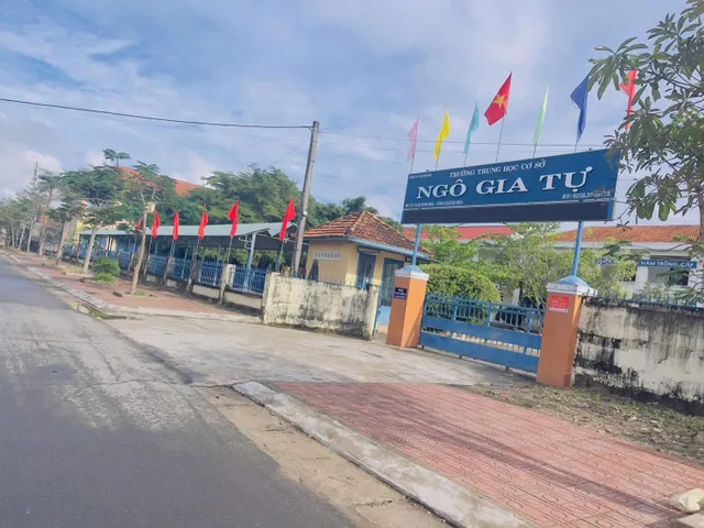 Bán đất 183m² full thổ cư ngang 5,5m giá 890 triệu tại Đường Liên Xã Xã Nam Ninh Hòa