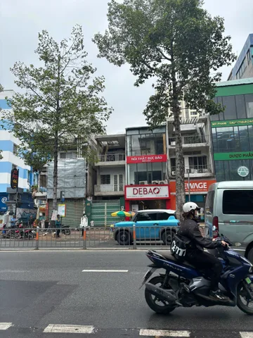MẶT TIỀN KINH DOANH LÝ THƯỜNG KIỆT – ĐỐI DIỆN NHÀ THI ĐẤU PHÚ THỌ – ĐƯỜNG ĐÔI 20M – CHỈ 35 TỶ