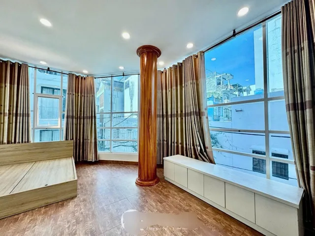 MẶT TIỀN KINH DOANH LÊ HỒNG PHONG – NGAY VÒNG XOAY LÝ THÁI TỔ – 5 TẦNG – CHỈ 39.8 TỶ