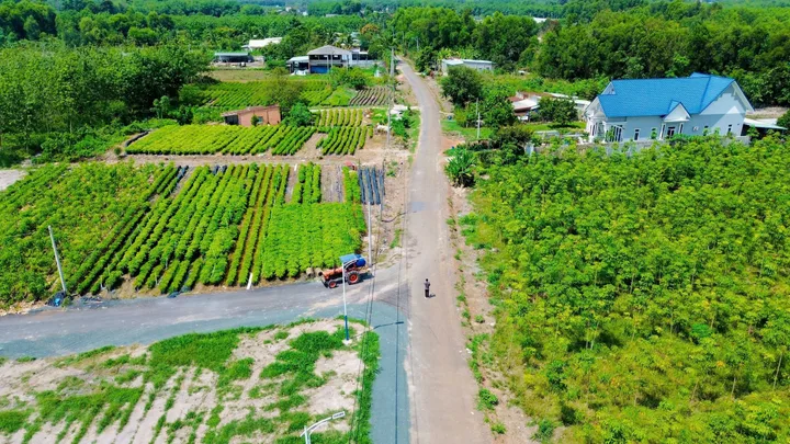 CẦN BÁN 1 CẶP NGANG 10 GẦN NGÃ TƯ CHƠN THÀNH