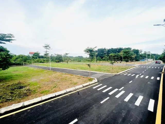ĐẬP HỘP LÔ ĐẤT CỰC ĐẸP 2 MẶT TIỀN, SÁT TỈNH LỘ 421B TẠI PHÚ CÁT, QUỐC OAI