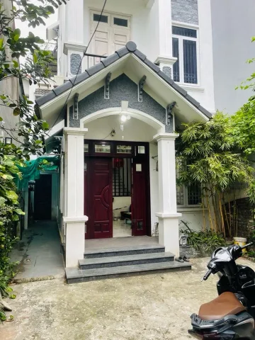 Bán nhà 130m² full thổ cư ngang 6m giá 22.5 tỷ tại Đường Ngọc Thụy Phường Bồ Đề