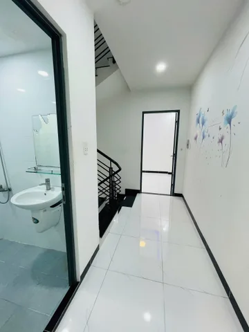 BDS HVL [NC] HÀNG HIẾM  CĂN NHÀ 3 TẦNG CHỈ 4 TỶ 250 TRIỆU