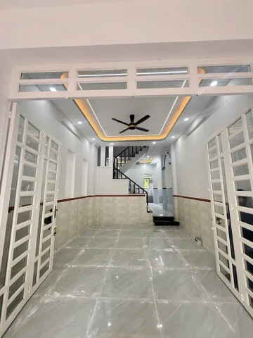 ( 90 ) Bán nhà 64m² full thổ cư ngang 4m giá 6.1 tỷ tại Phường Bình Tân