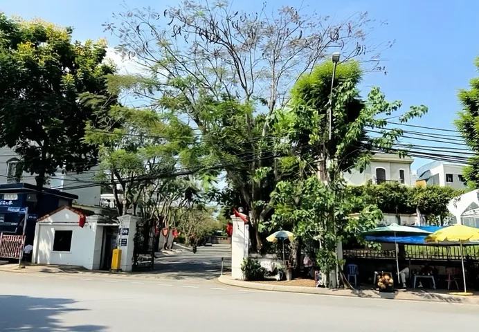 BÁN ĐẤT ĐƯỜNG NGUYỄN VĂN HƯỞNG, THẢO ĐIÊN, QUẬN 2 - 300M2 - ĐẤT BIỆT THỰ COMPOUND AN NINH 24/24 - GIÁ 90 TỶ