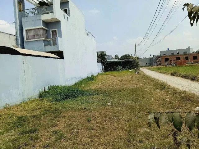Bán đất 500m² full thổ cư ngang 10m giá 7.5 tỷ tại Xã Đức Lập