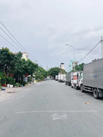 Mình cần bán lô đất thổ cư 8x16.5m Mt 10m xây tự do 4 tỷ 8
