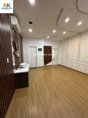 Bán nhà 85m² full thổ cư ngang 4.5m giá 13.5 tỷ tại Phường Thủ Đức