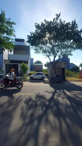 Không có lô thứ 2. Rất hời anh chị em, nhanh tay. Đường nhựa 10.5m, vỉa hè 5m. Ven sông Đô Tỏa , Đông Nam cực mát mẻ.