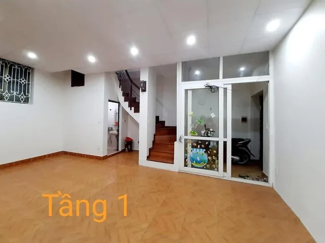 Bán nhà 35,5m² có sẵn 31,5m² thổ cư ngang 5,5m giá 7 tỷ tại Đường Cẩm Văn Phường Ô Chợ Dừa
