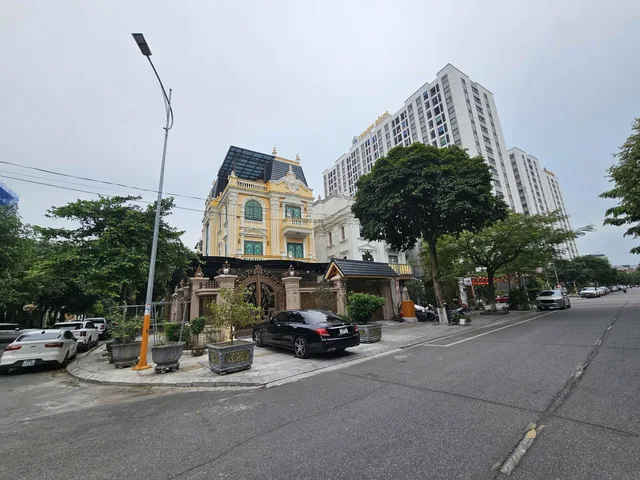Bán đất mặt đường lý đạo thành cạnh chung cư thanh bình. Kinh doanh tốt. Diện tích 85.5m mặt tiền 4.5m hướng đông nam. Phường kinh bắc tỉnh bắc ninh