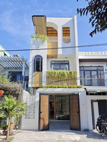 Bán gấp nhà đẹp giá mềm 3 tỷ990tr/82m2 tại Phạm Phú Thứ,Q6.Có SHR sang tên ngay.Có ngân hàng hỗ trợ vay