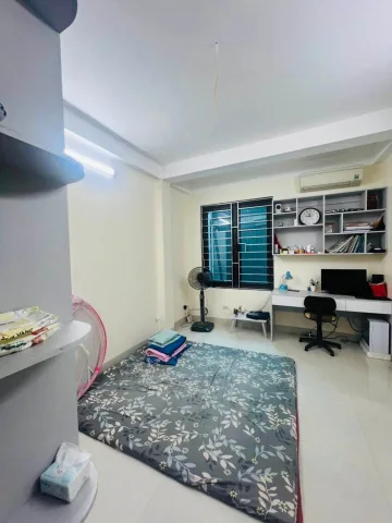 ✅ Nguyễn Trãi, Nhà Đẹp Ở Luôn, Hàng Xóm Vinhome Cao Xà Lá, DT 30m2, 5 Tầng, Giá 7.7 Tỷ